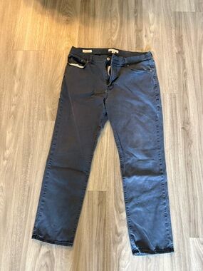 Lucky Brand Men's Straight Jeans in Navy